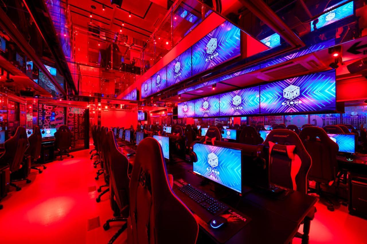 Esports Hotel E-Zone 電脳空間 Осака Экстерьер фото